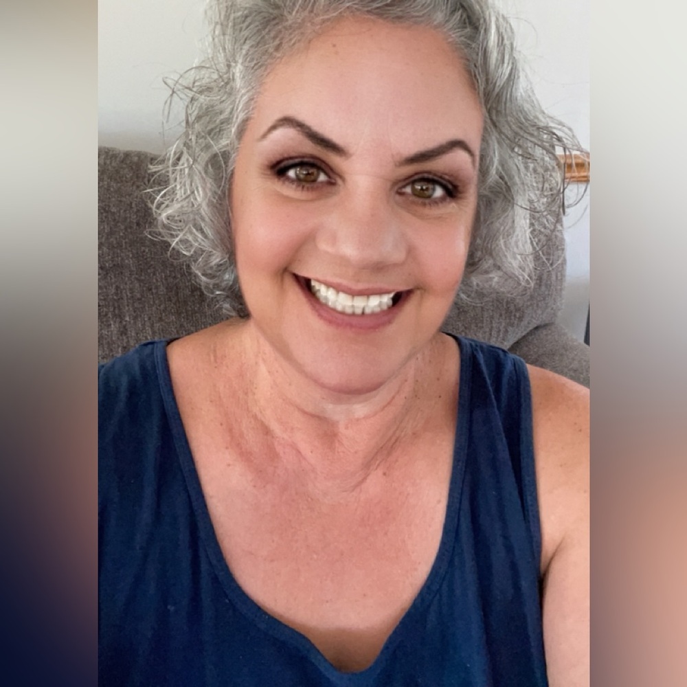 Meet your Posher, Felisa